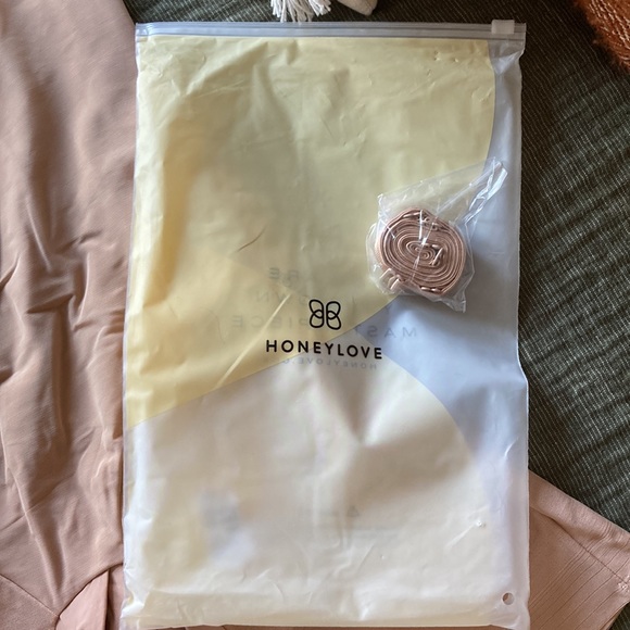 Honeylove Accessories Honeylove Superpower Short Sand Poshmark